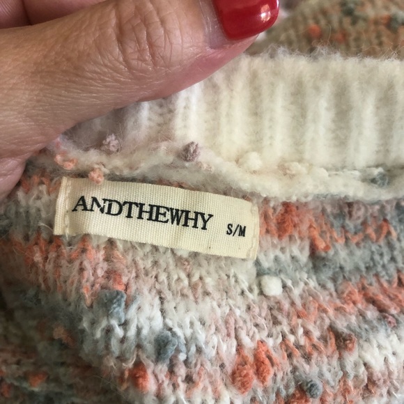 Andthewhy v neck sweater size s/m - Picture 3 of 7